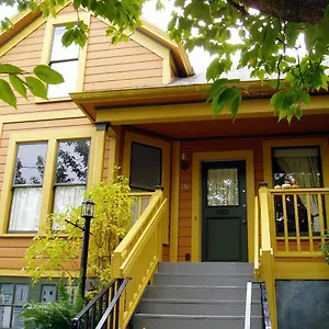 ne-oregon-modern-victorian-duplex.portland-hotels.info/